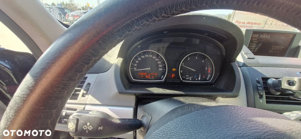 BMW X3 2.0d - 8