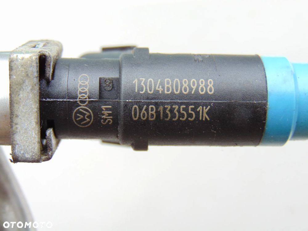 KOMPLET wtryski wtrysk wtryskiwacz paliwa 06B133551K Audi A4 B6 VW Volkswagen Passat B5 2.0 benzyna 00-05r - 5
