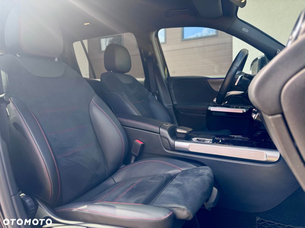 Mercedes-Benz GLB 200 d AMG Line 8G-DCT - 21