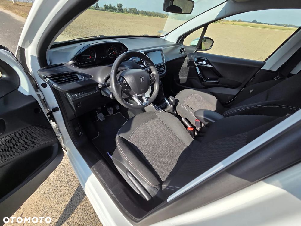 Peugeot 208 1.6 BlueHDi Active - 11