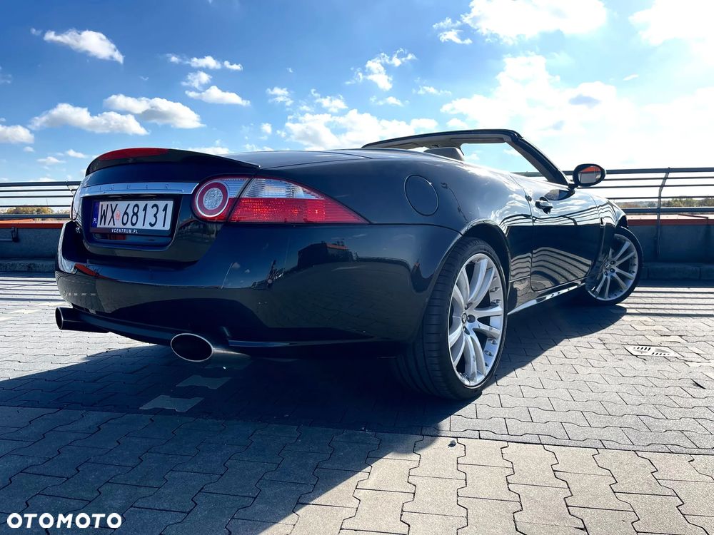 Jaguar XK - 6
