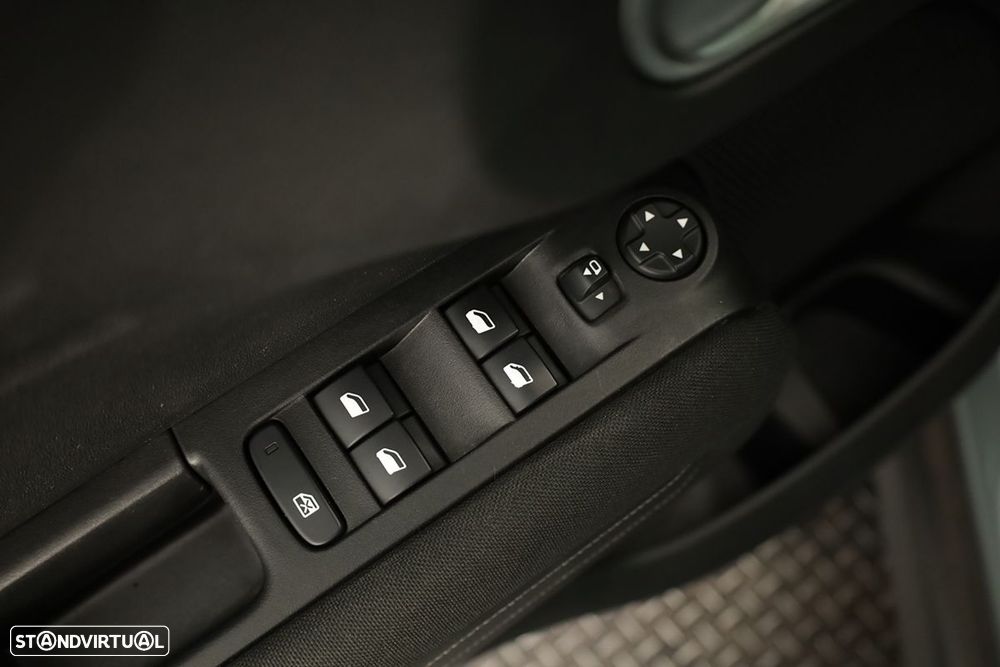 Citroën C3 Aircross 1.2 PureTech C-Series - 19