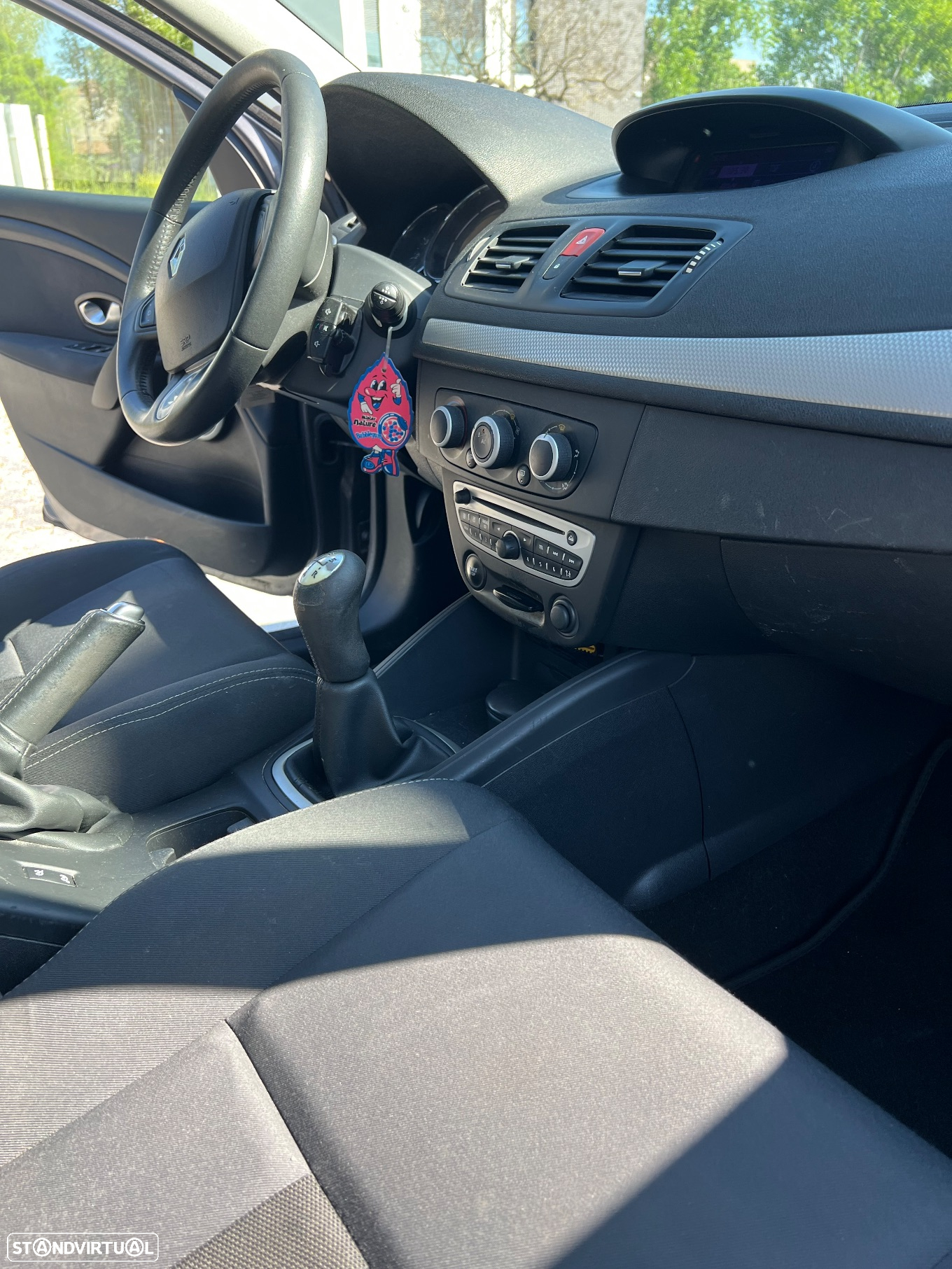 Renault Mégane 1.5 dCi Dynamique - 5