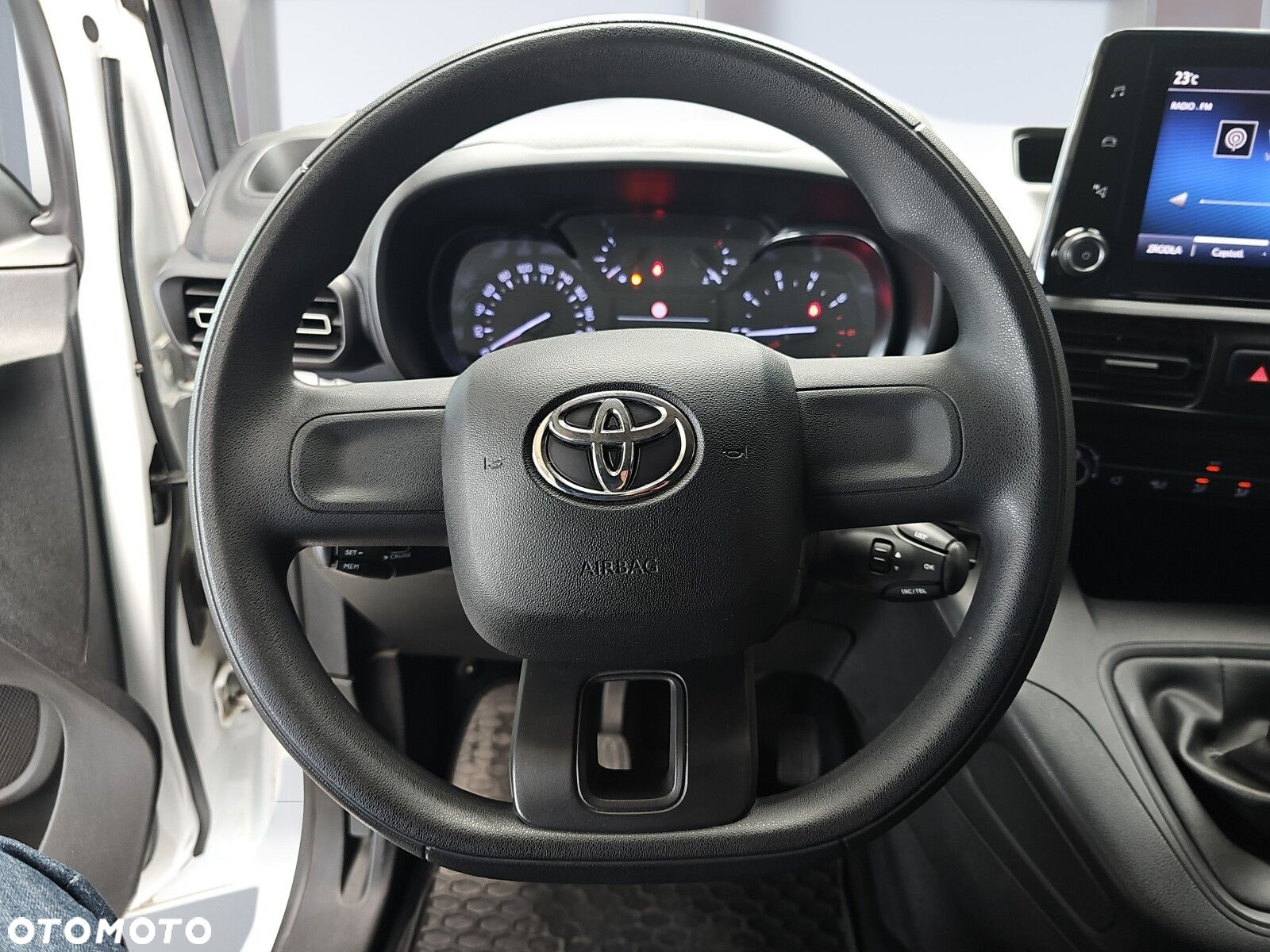 Toyota Proace City Verso 1.5 D-4D Business - 18