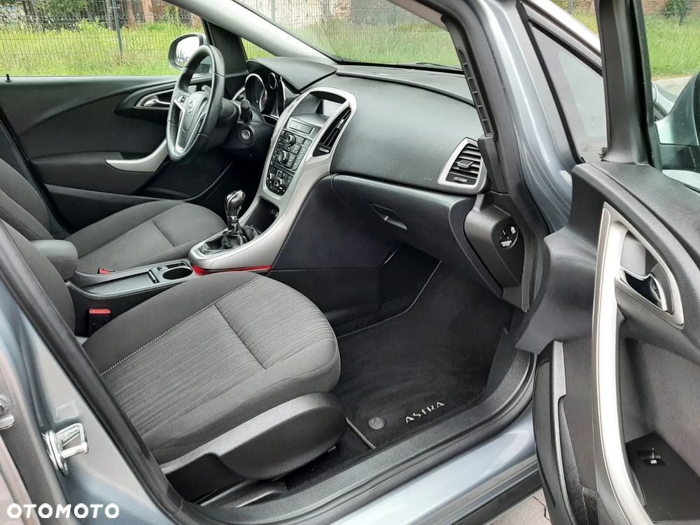 Opel Astra 1.4 Turbo - 14