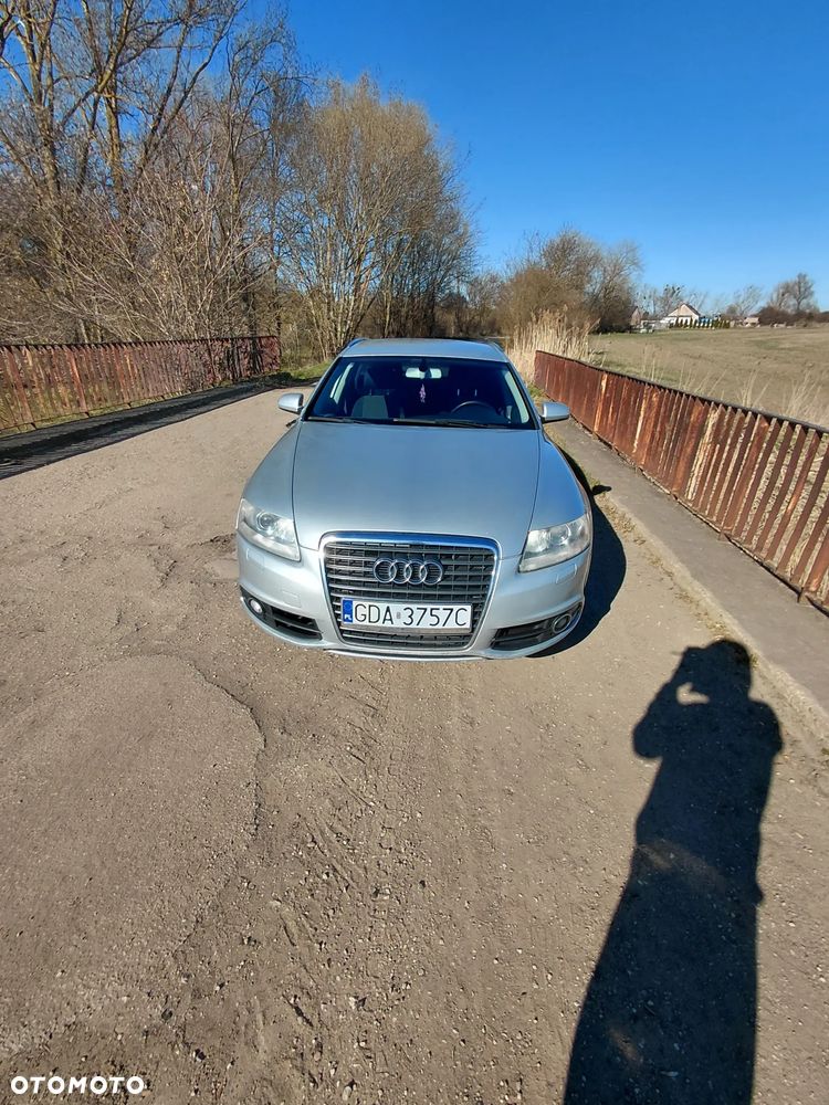 Audi A6 Avant 2.4 quattro - 33