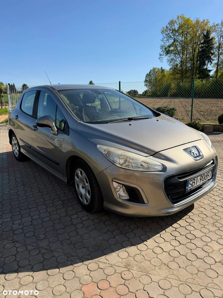 Peugeot 308 - 1