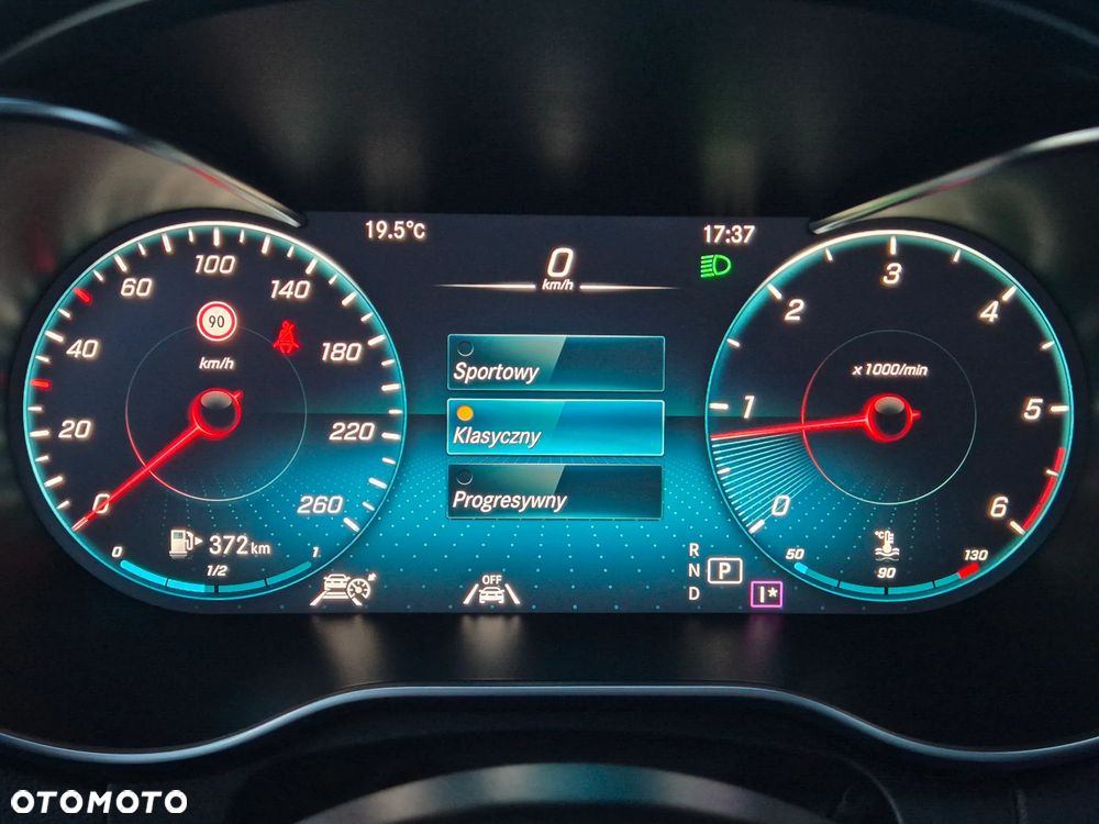 Mercedes-Benz Klasa C 220 d 4Matic T 9G-TRONIC AMG Line - 35