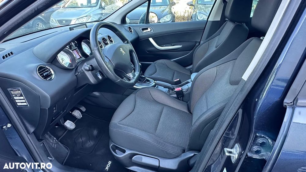 Peugeot 308 120 VTi Style - 13