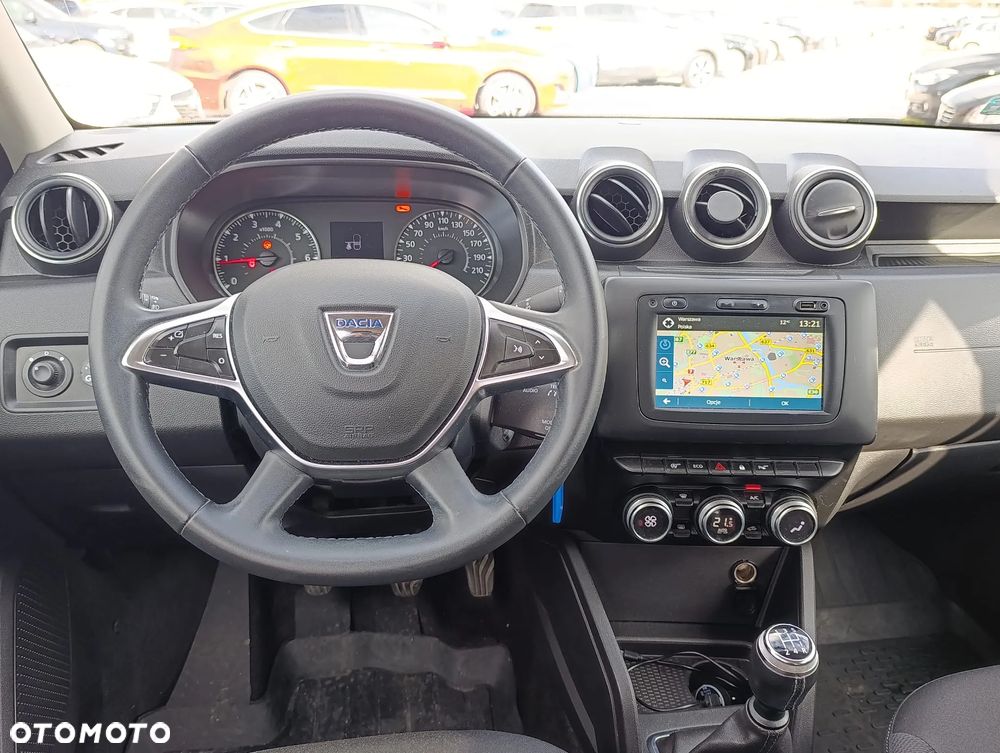 Dacia Duster 1.6 SCe Outdoor S&S - 13