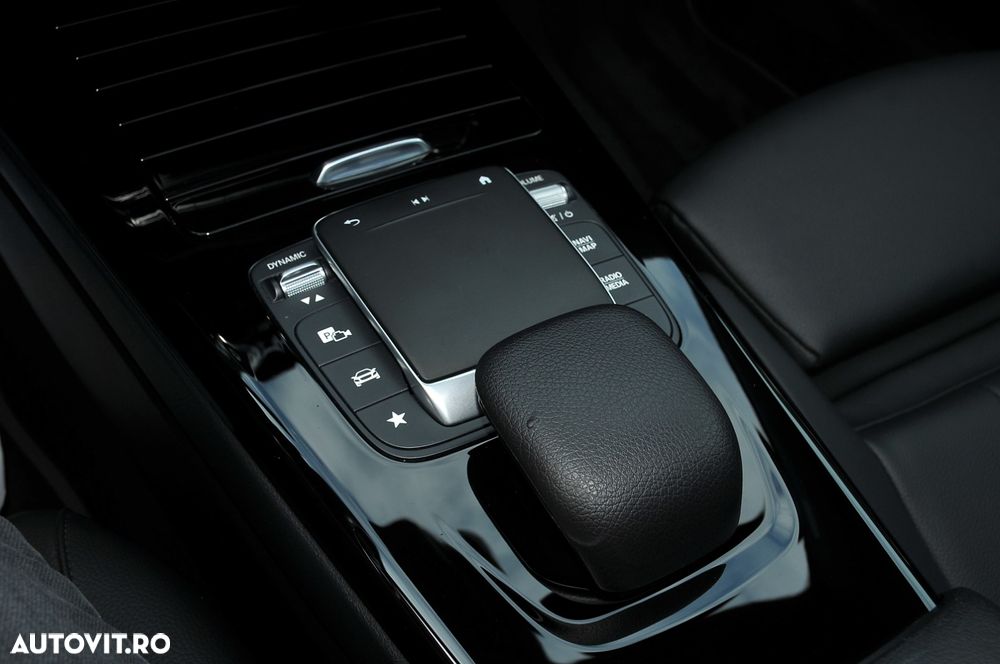 Mercedes-Benz A 180 7G-DCT Edition 2021 - 34