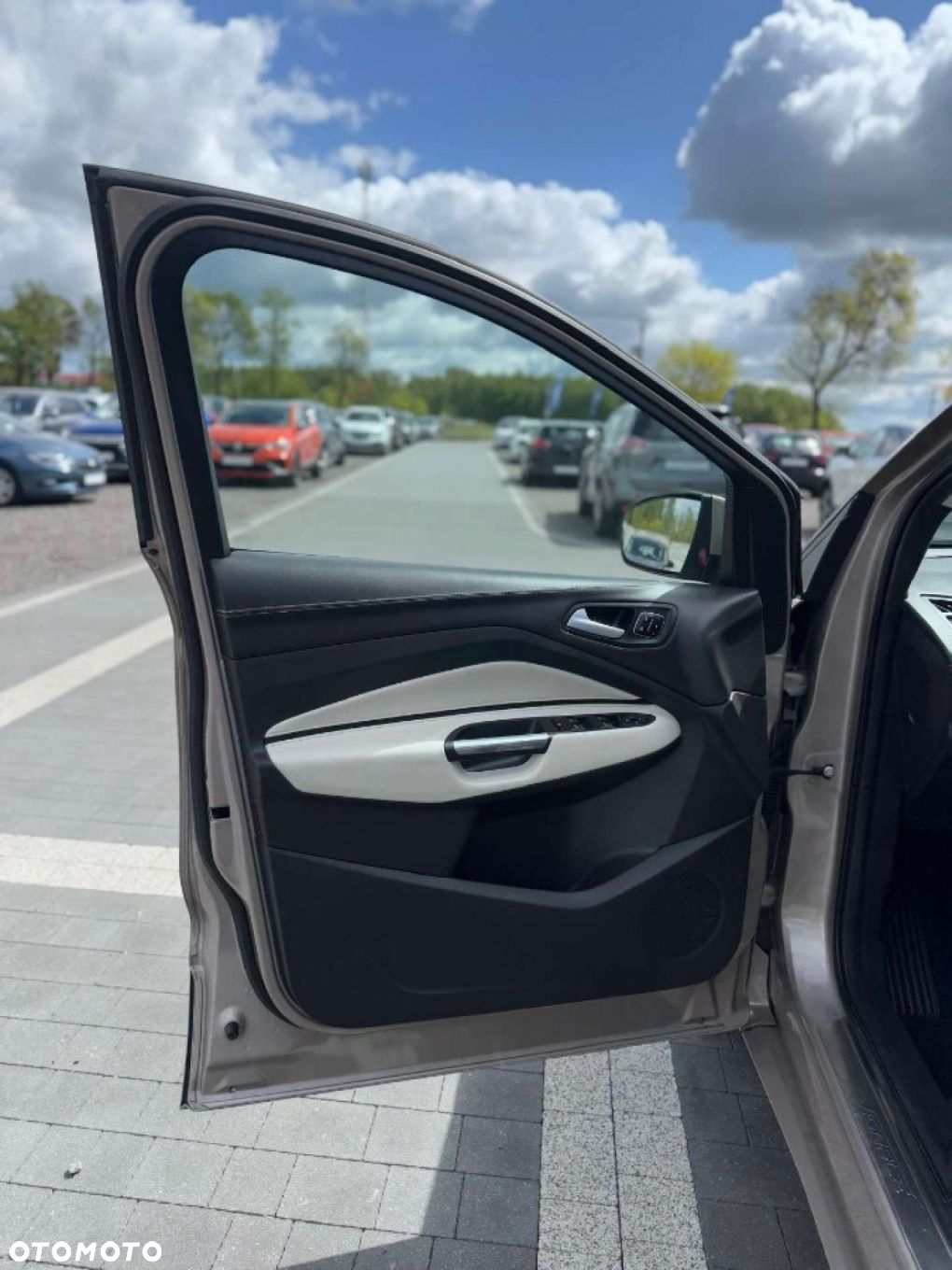 Ford Kuga - 20