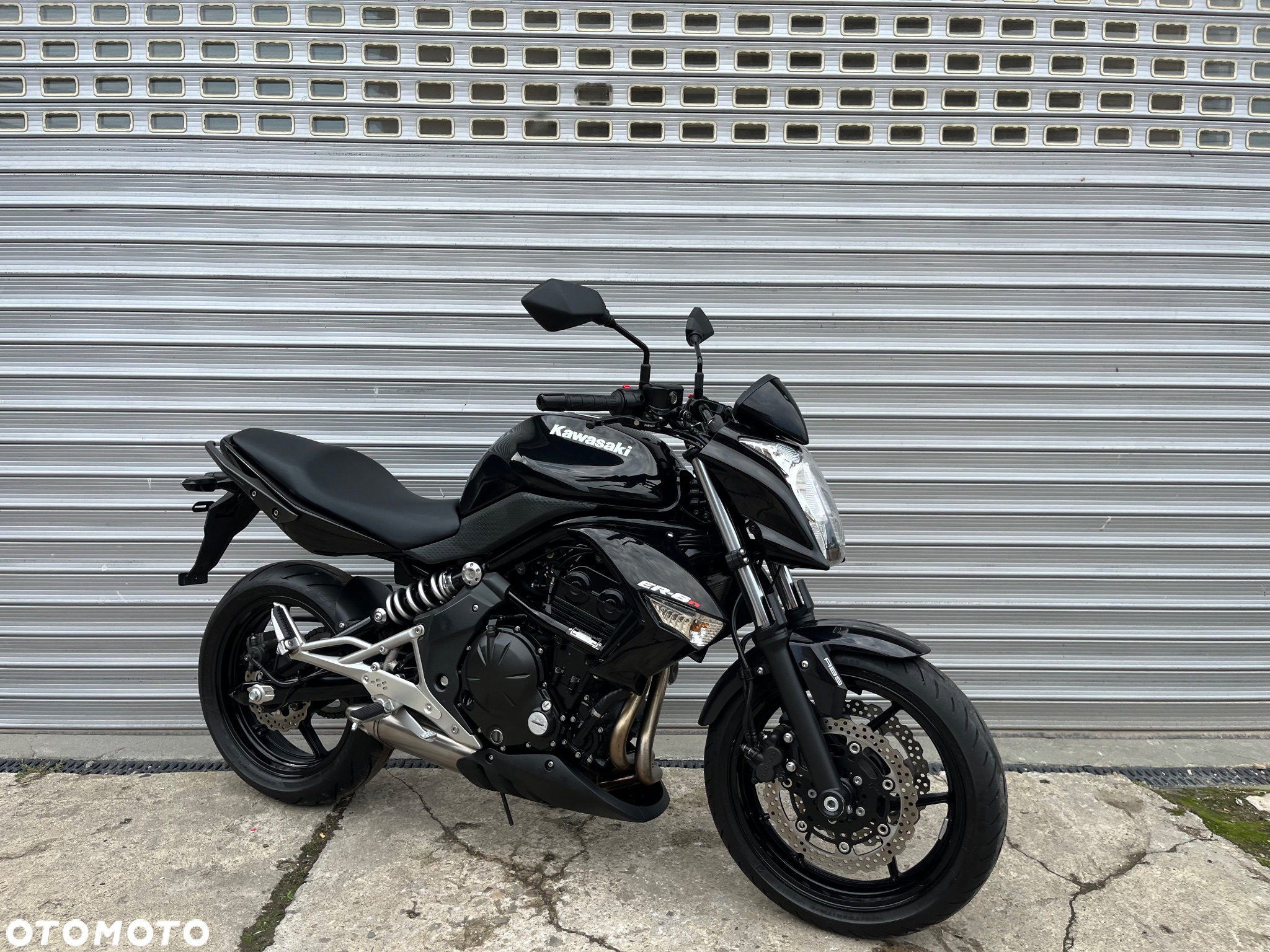 Kawasaki ER - 24