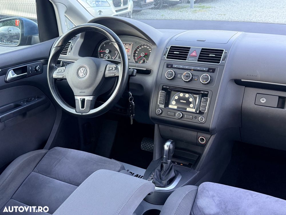 Volkswagen Touran 1.6 TDI DPF BlueMotion Technology DSG Cup - 6