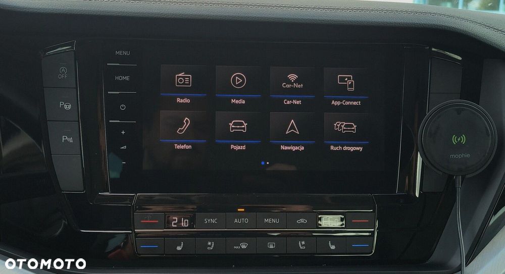 Volkswagen Touareg - 17