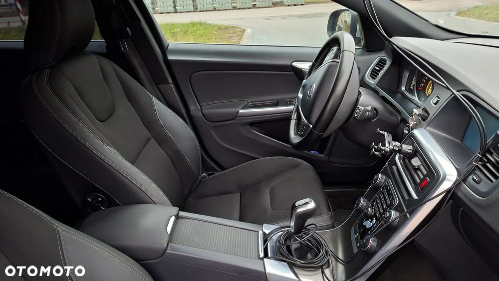 Volvo V60 D4 RDesign - 25
