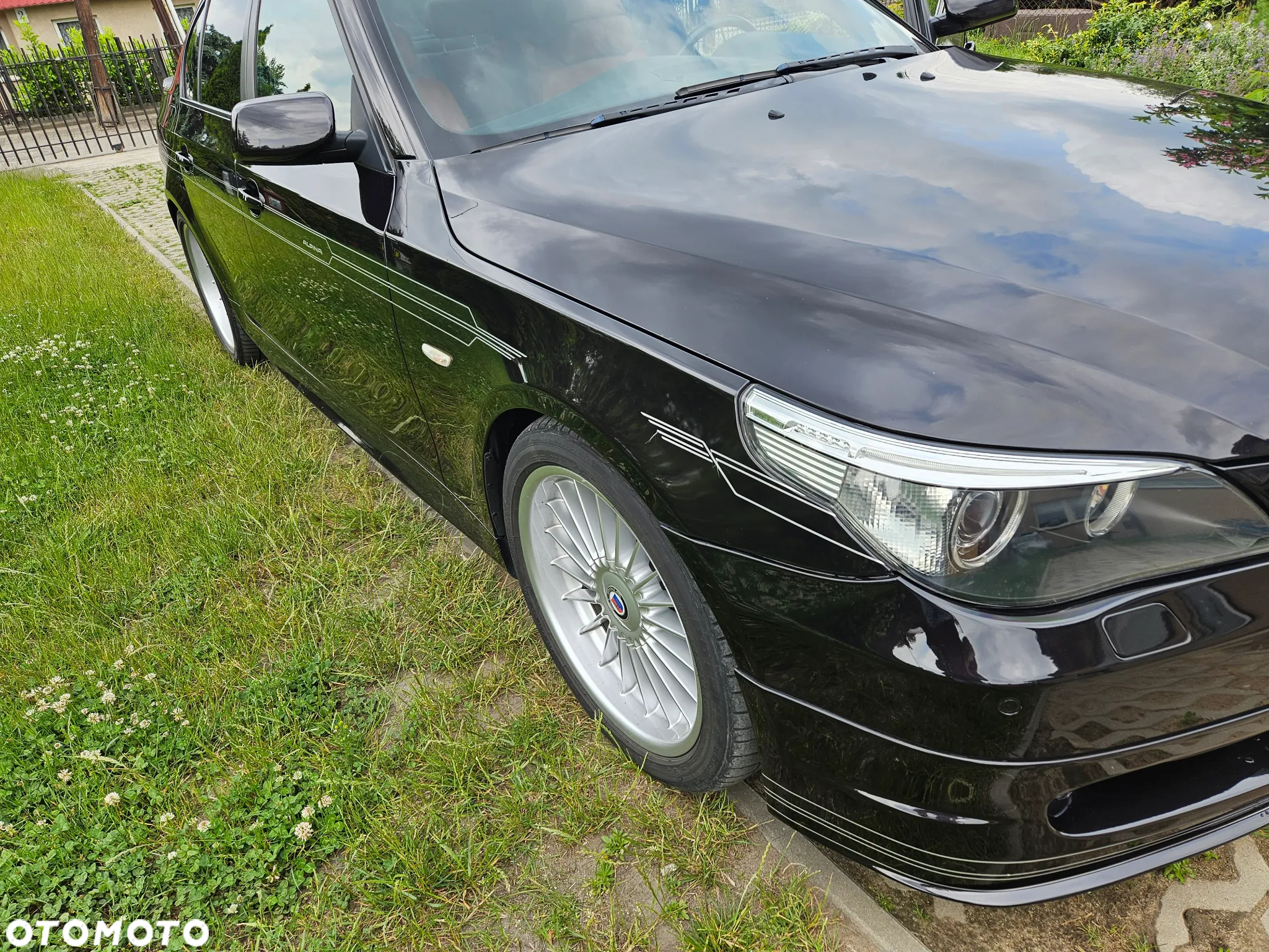 BMW Seria 5 550i - 2