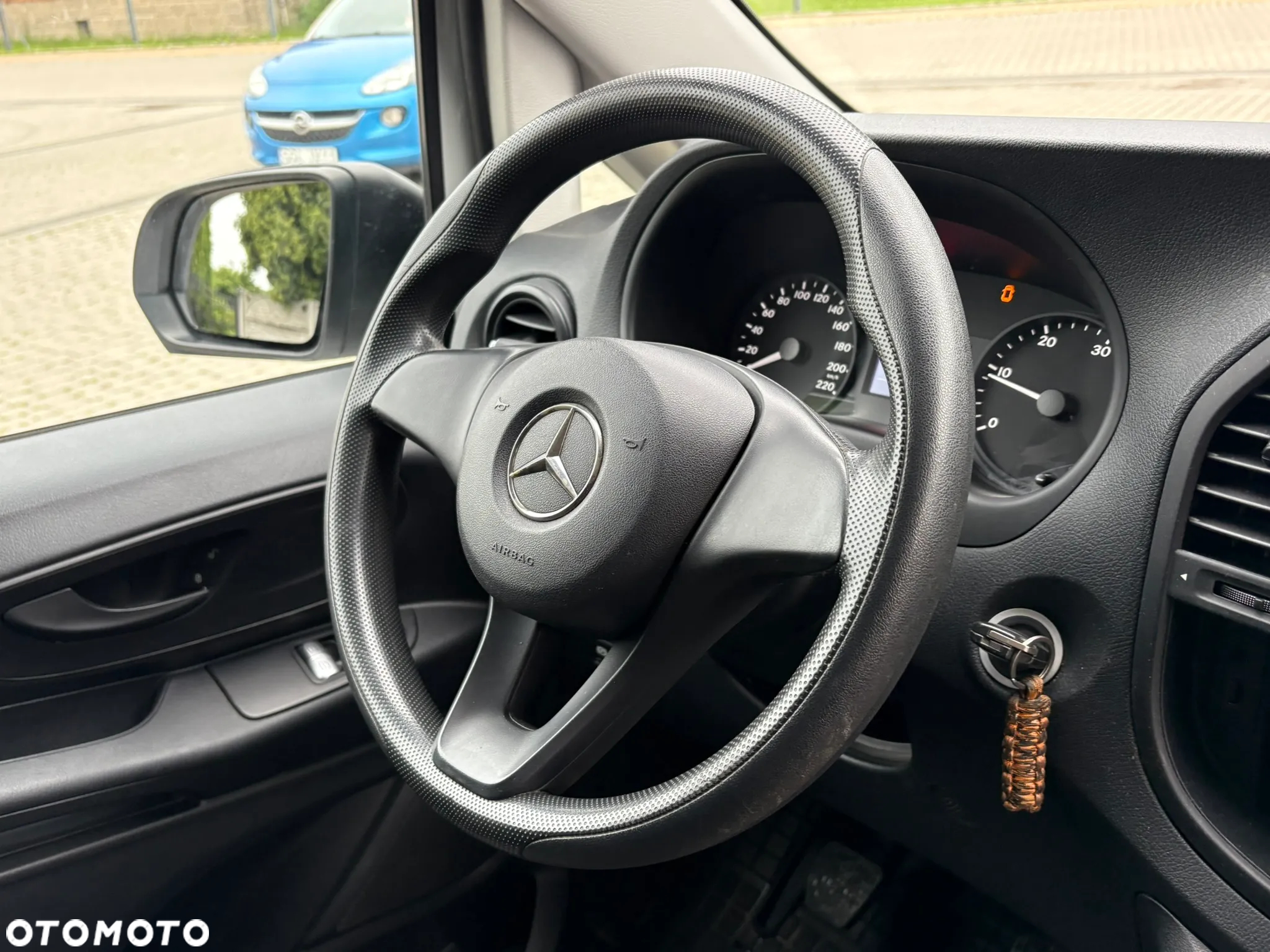 Mercedes-Benz Vito - 13