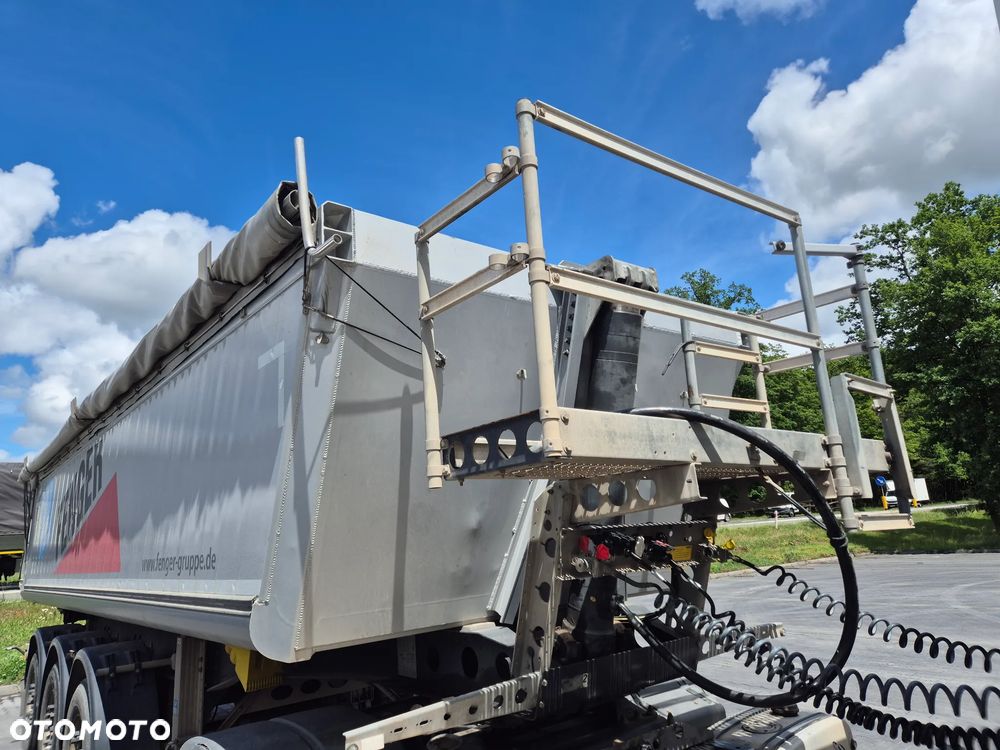 Schmitz Cargobull Waga: 5163kg SKI 24 SL 7.2 / z Niemiec / Podnoszona oś / Aluminiowa wywrotka / - 31