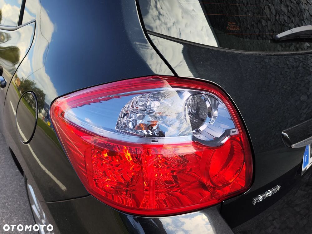 Toyota Auris - 16