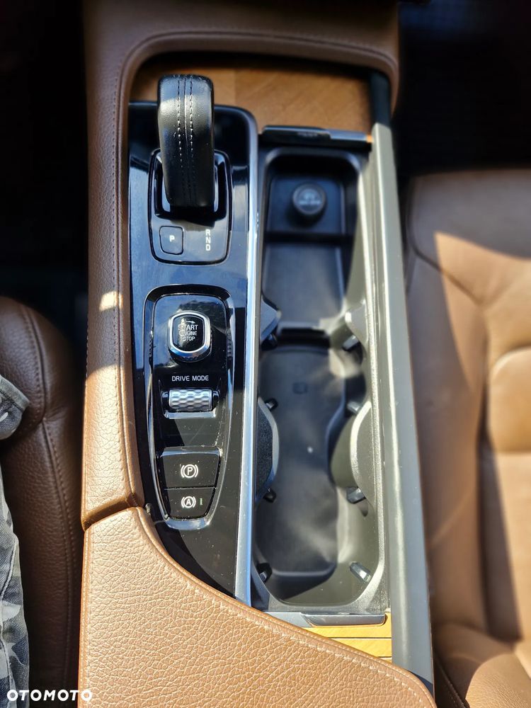 Volvo XC 90 B5 D AWD Inscription 7os - 10