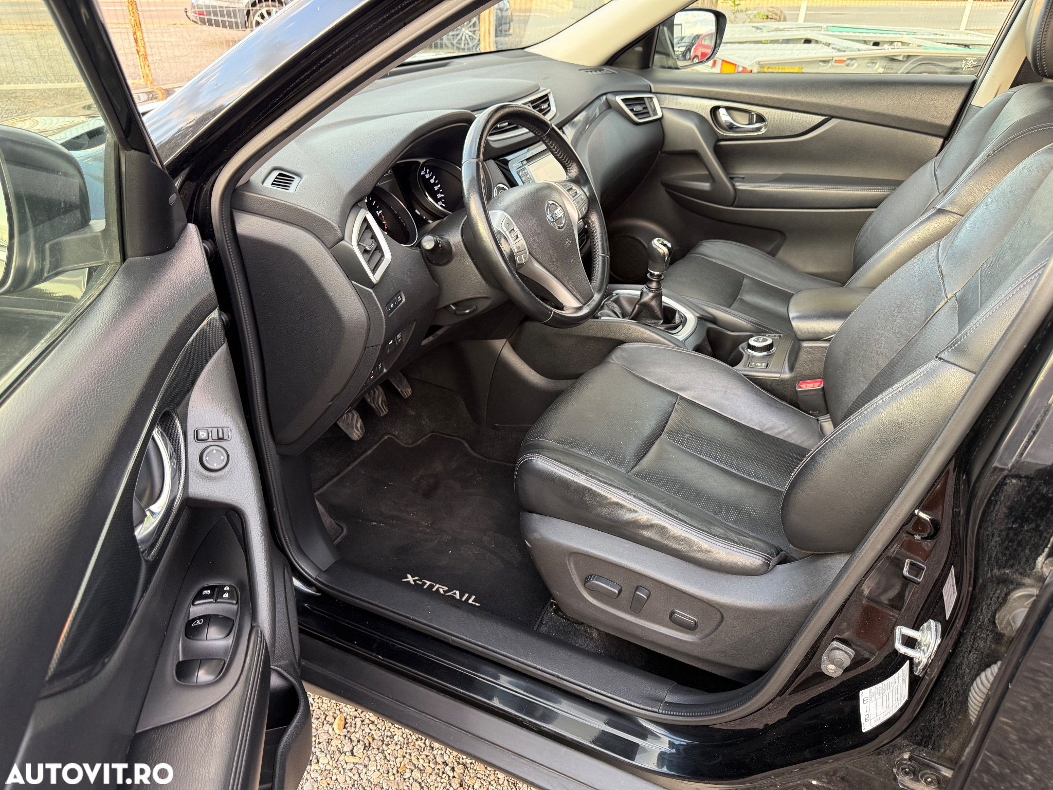 Nissan X-Trail 1.6 dCi ALL-MODE 4x4i Tekna - 10