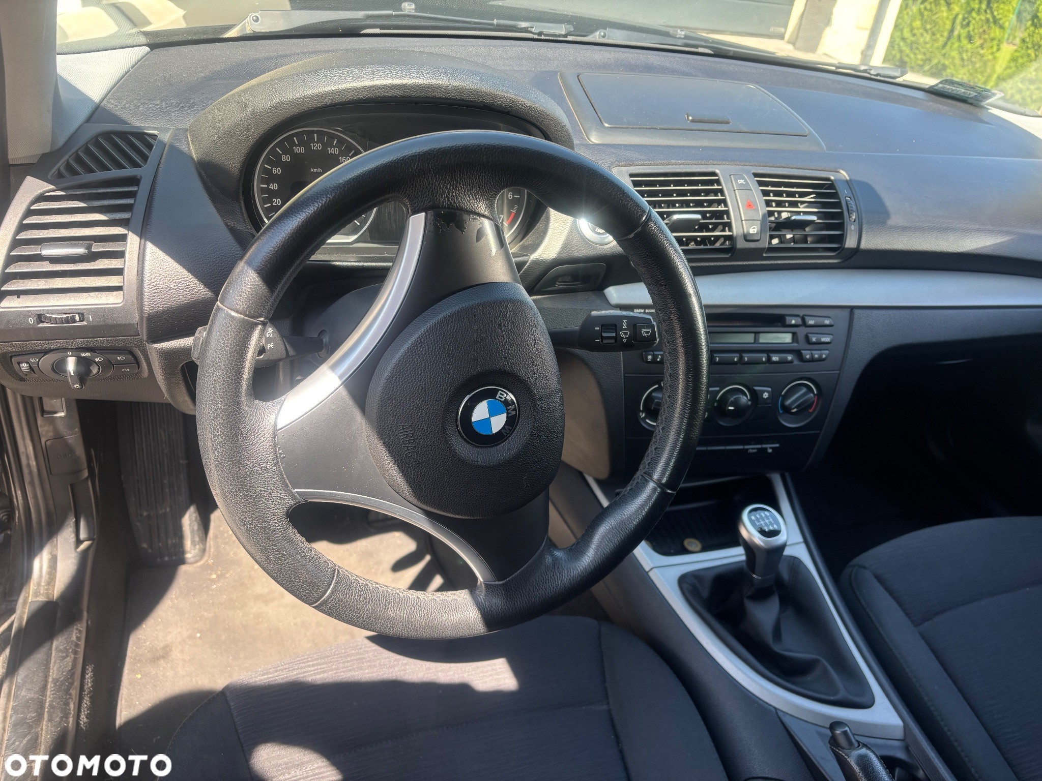 BMW Seria 1 - 12