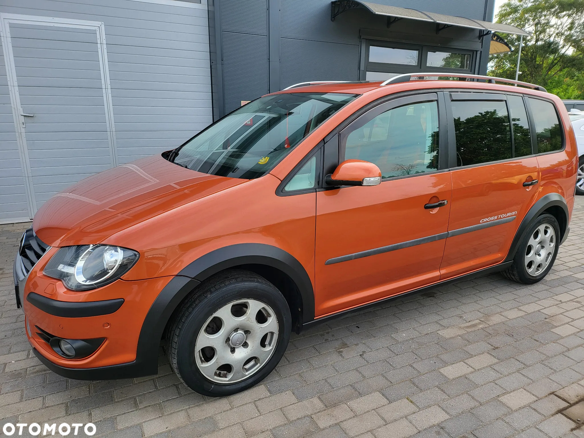 Volkswagen Touran 1.4 TSI Cross - 21