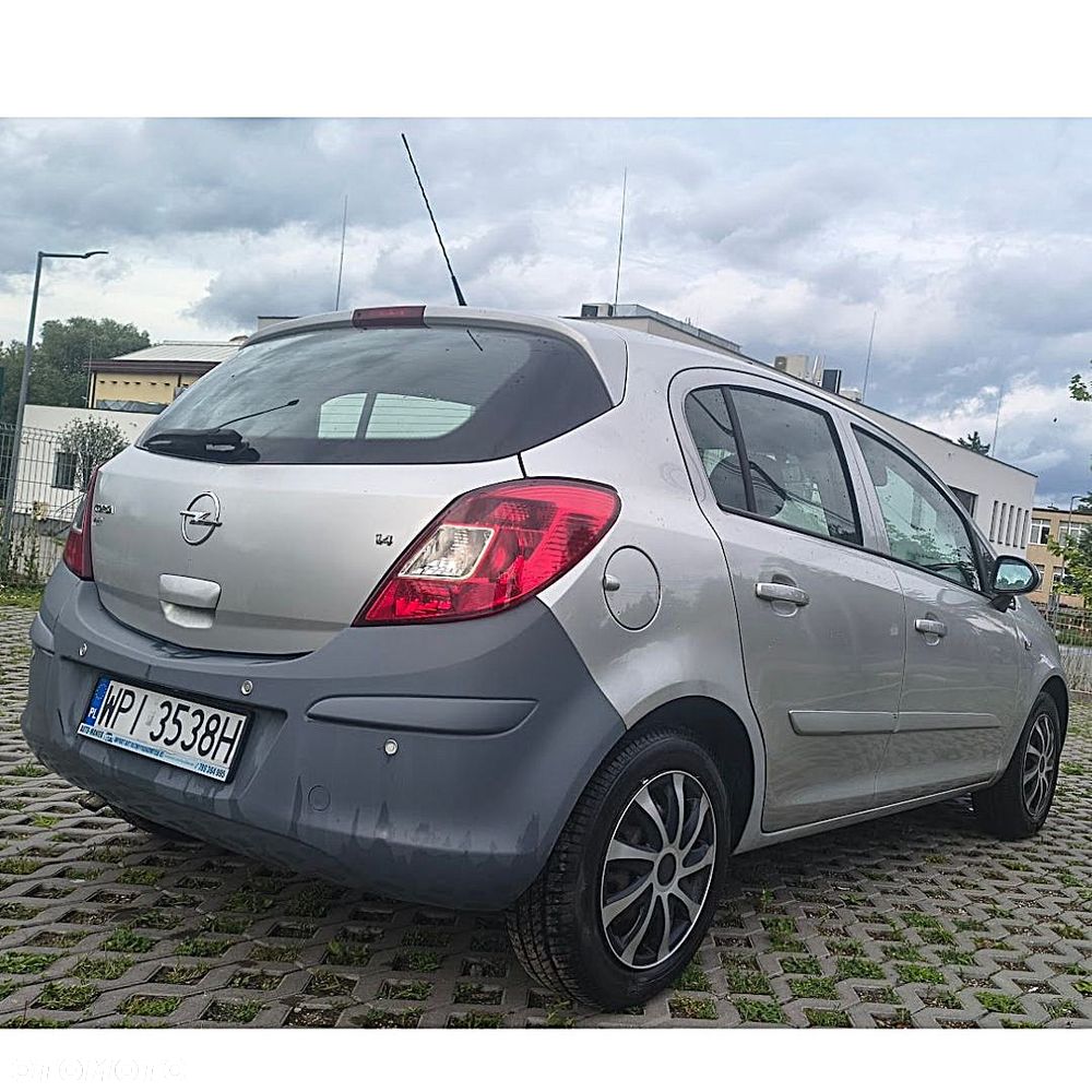 Opel Corsa Combo 1.4 Twinport Tour Style - 4