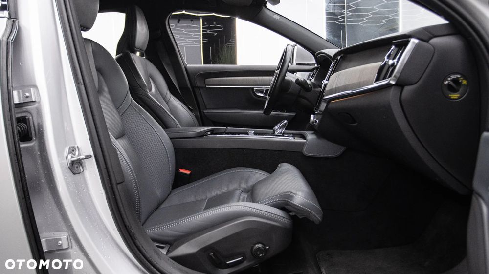 Volvo S90 B5 D AWD Inscription - 19