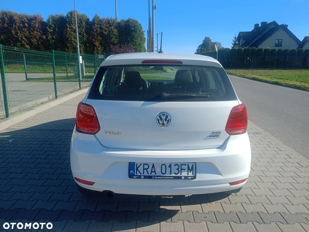Volkswagen Polo 1.2 TSI Blue Motion Technology Comfortline - 8