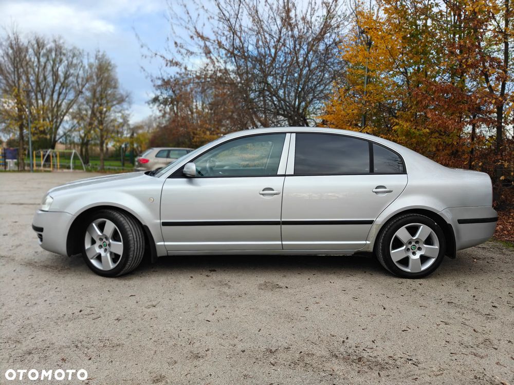 Skoda Superb 1.8T Comfort - 5