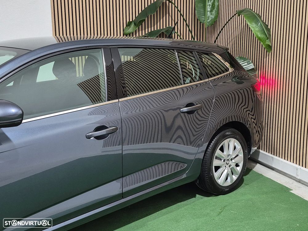 Renault Mégane Sport Tourer 1.5 Blue dCi Equilibre - 3