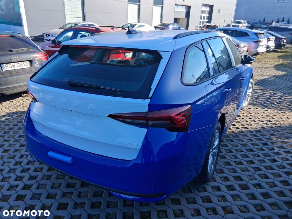 Skoda Octavia 1.5 TSI mHEV Drive Essence DSG - 3