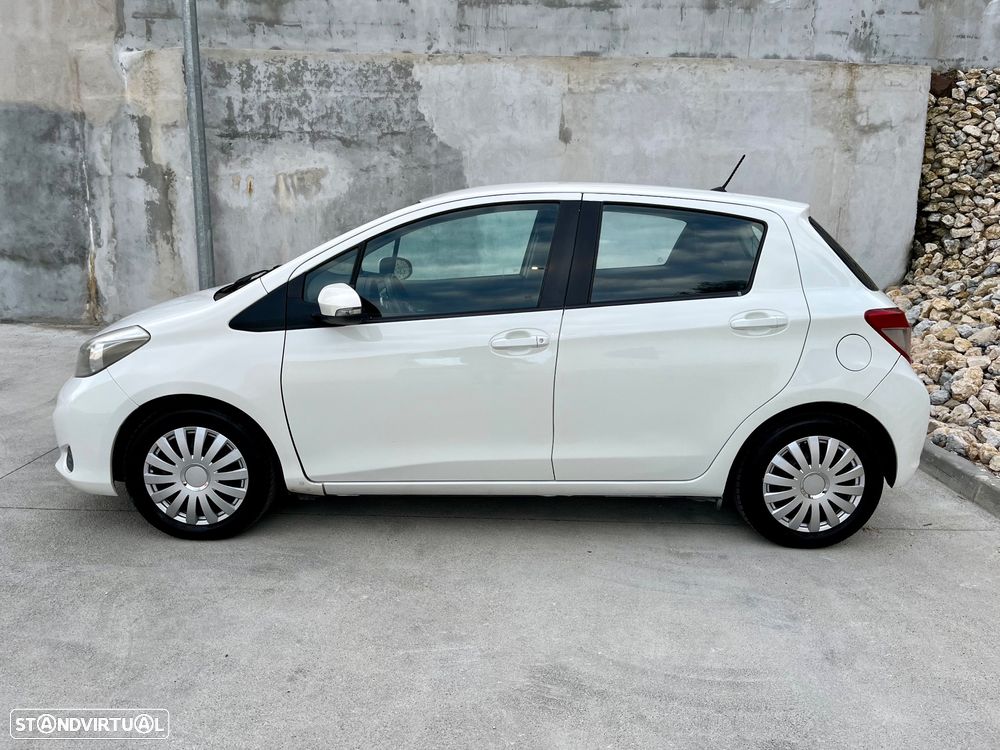 Toyota Yaris 1.4 D-4D ACtive+AC - 3