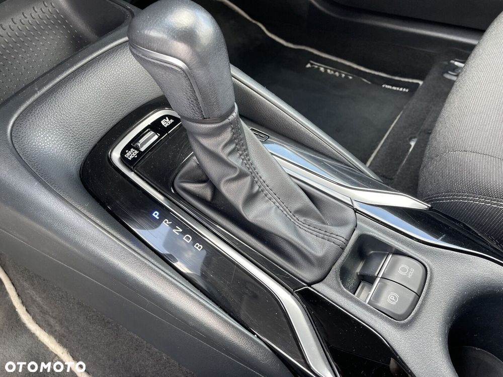 Toyota Corolla 1.8 Hybrid Comfort - 22