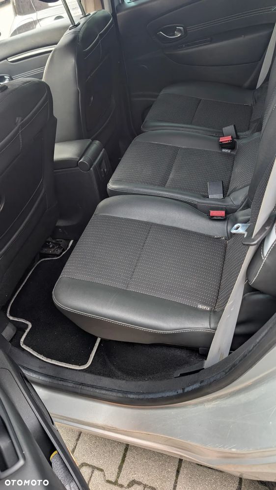 Renault Scenic 1.9 dCi Bose Edition - 7