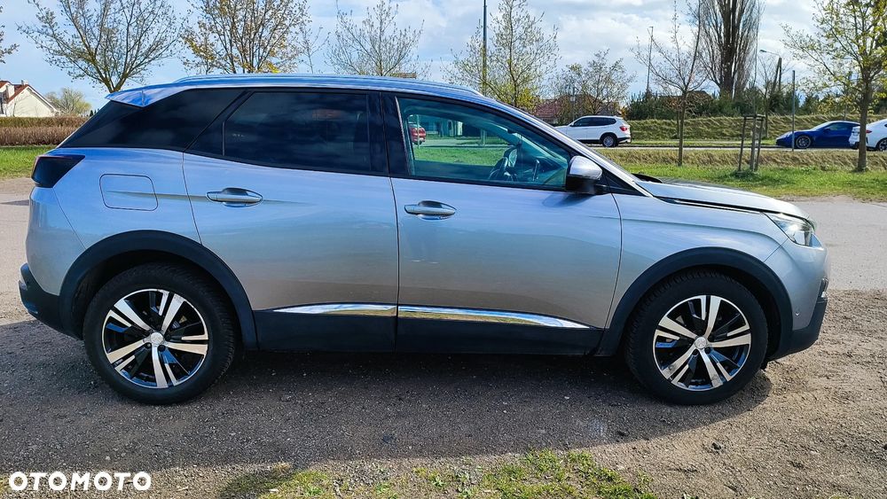 Peugeot 3008 1.5 BlueHDi Allure S&S EAT8 - 21