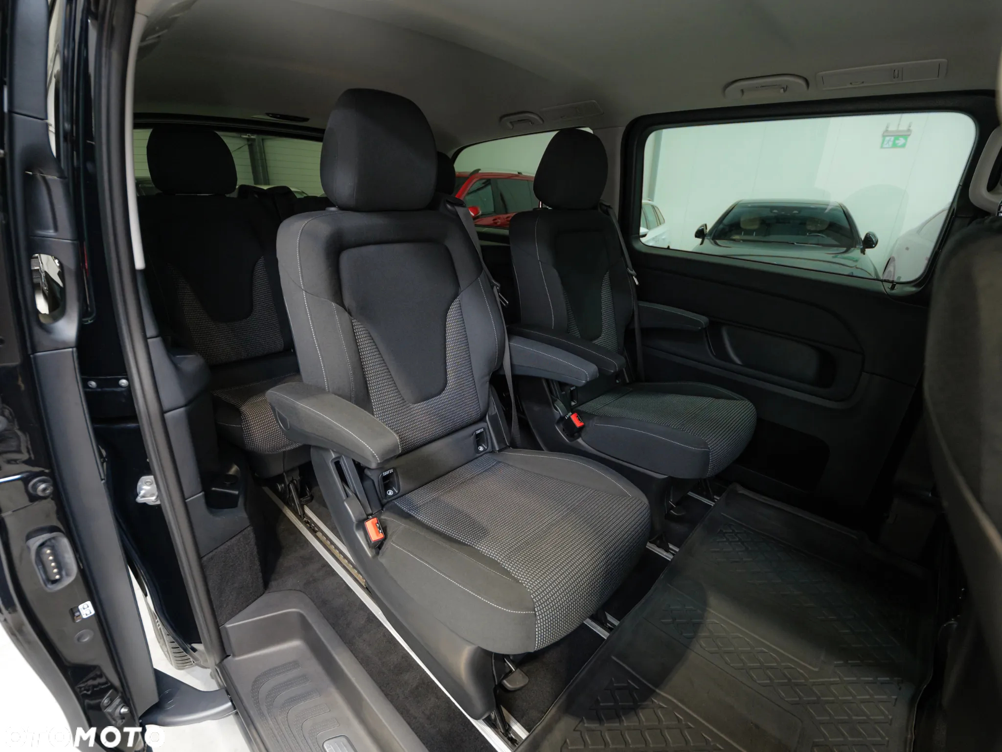 Mercedes-Benz Klasa V 250 d 9G-Tronic (d³ugi) - 26