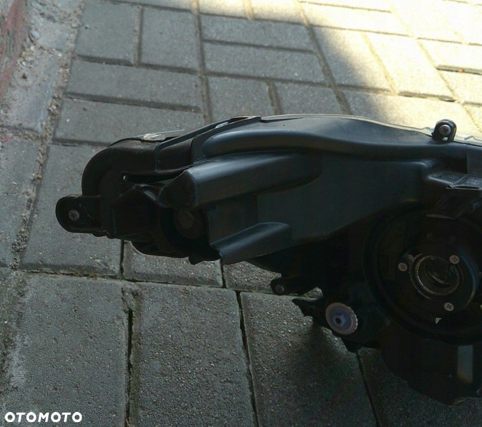 TOYOTA YARIS IV 4 19- LEWA PRZEDNIA LAMPA SOCZEWKA KOITO K0-6 EU ORYGINAŁ - 7