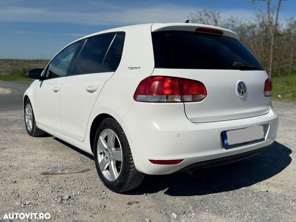Volkswagen Golf 1.6 TDI DPF DSG Comfortline - 3