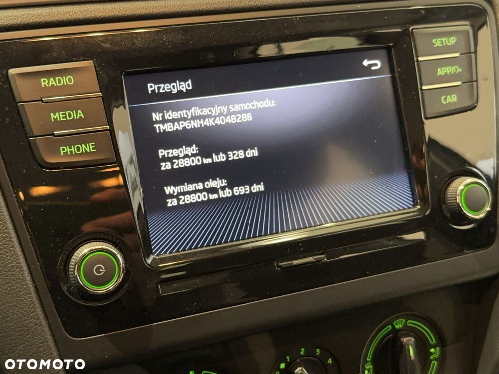 Skoda RAPID 1.0 TSI Ambition - 35