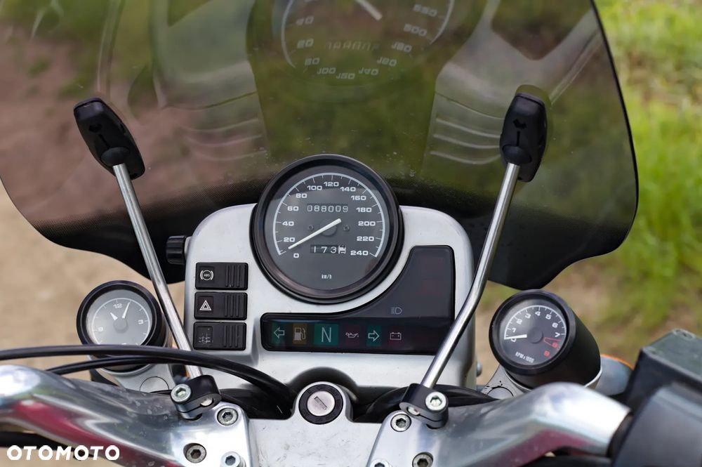 BMW R - 11