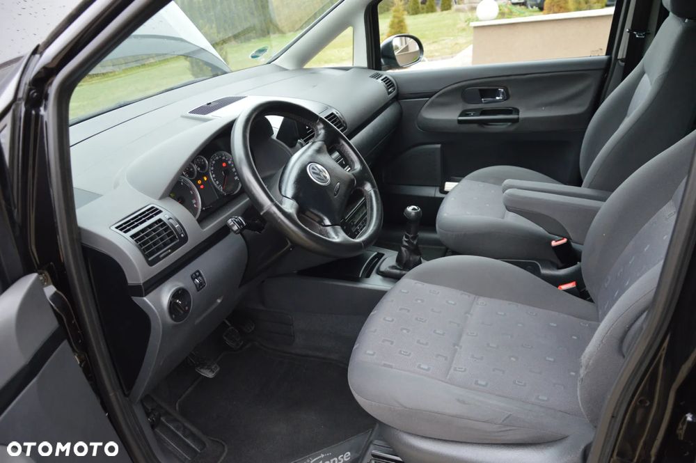 Volkswagen Sharan 1.9 TDI Comfortline Family - 20