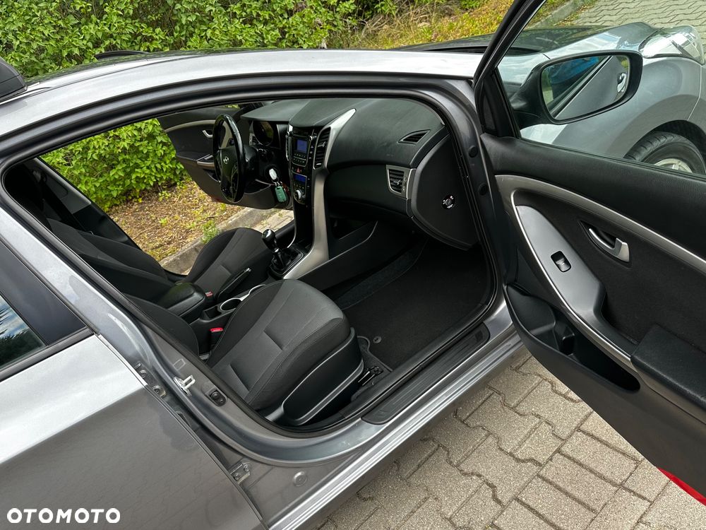Hyundai i30 i30cw 1.4 CRDi Advantage - 38