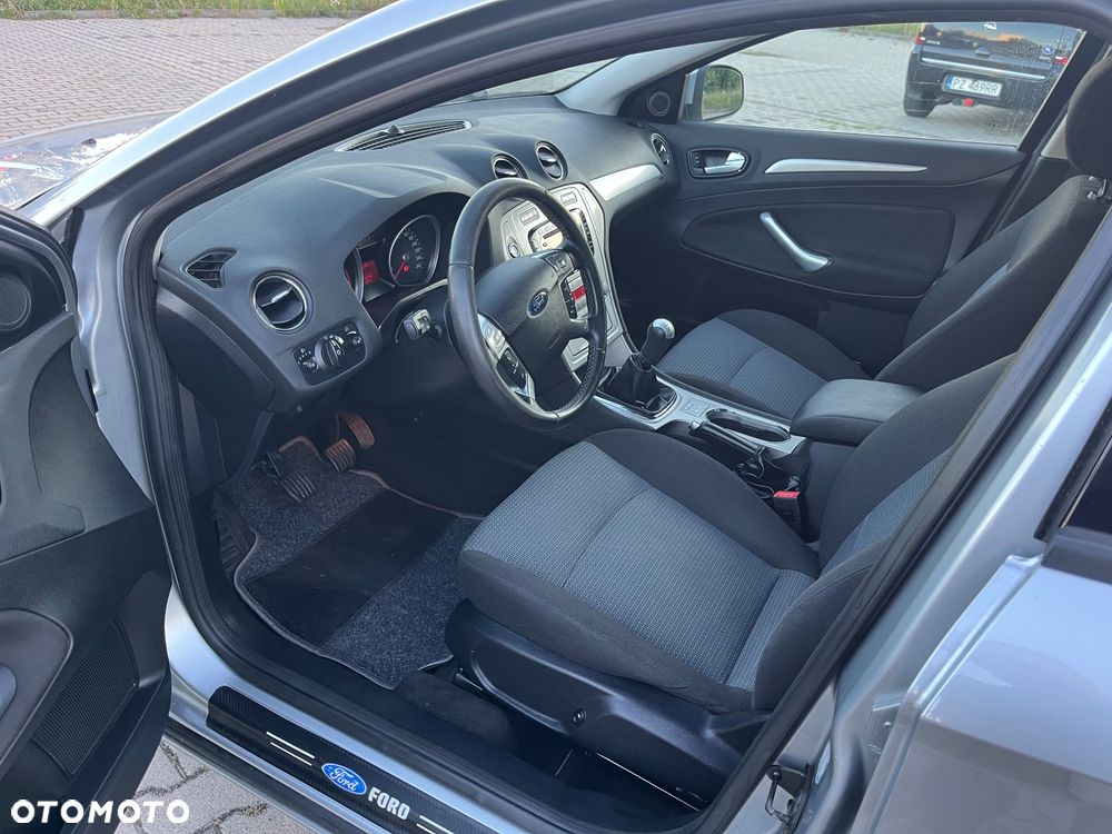 Ford Mondeo 2.0 Viva Trend - 9