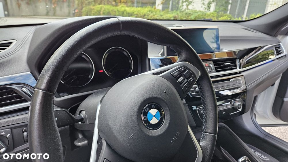 BMW X2 - 16