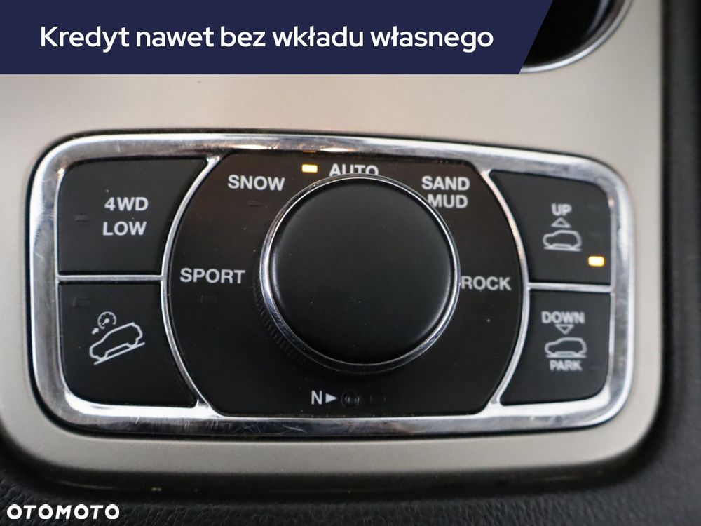 Jeep Grand Cherokee - 19