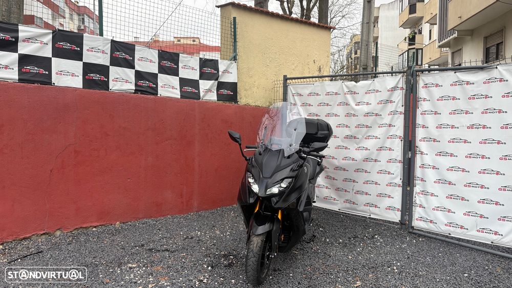 Yamaha TMAX - 1