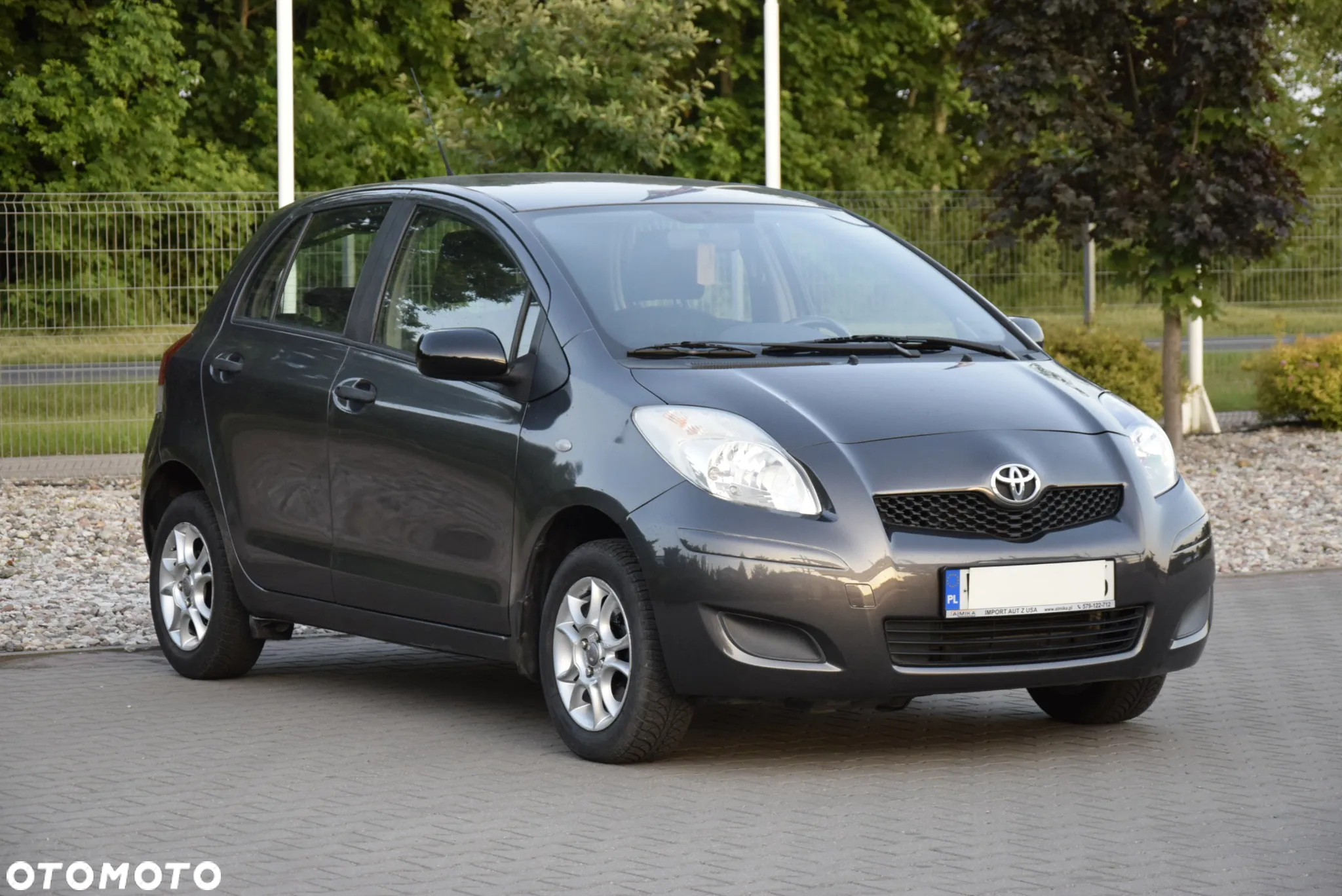 Toyota Yaris 1.0 Luna A/C - 11